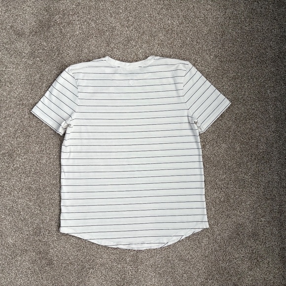 Lululemon Love Curved-Hem Crewneck T-Shirt size 4 - Picture 2 of 6